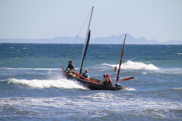 Students navigate a surf filled landing at San Bruno in Baja California, Mexico. 