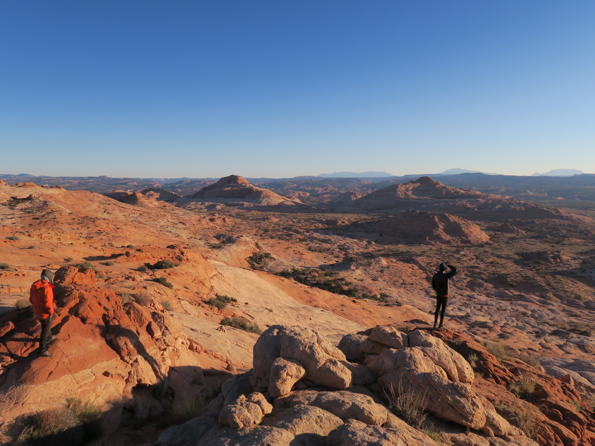 WMR 1 10/18/2016, Grand Staircase Utah. Photos from backpacking and technical canyoneering in the Escalante River Region Rapelling photos are from the Golden Cathedral on Neon Canyon. Instagram: @thomas.kensok