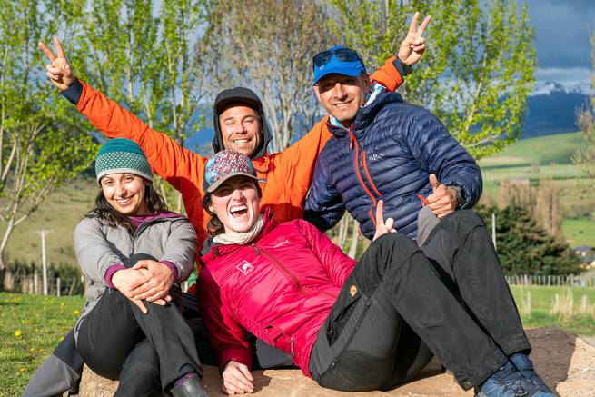 oscar_manguy_pat_year-16.jpg__655x5000_q70_subject_location-1337,808_subsampling-2 Four course participants smile and pose for a photo together in patagonia.