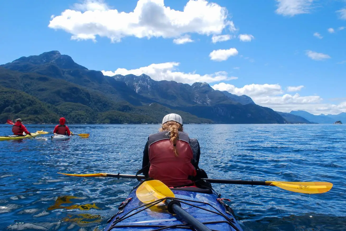 fiona_casson_pat_011.jpg__1310x5000_q70_subject_location-1688,1241_subsampling-2 Fiona Casson